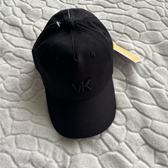 Michael Kors Black Logo Cap - Picture 1 of 10